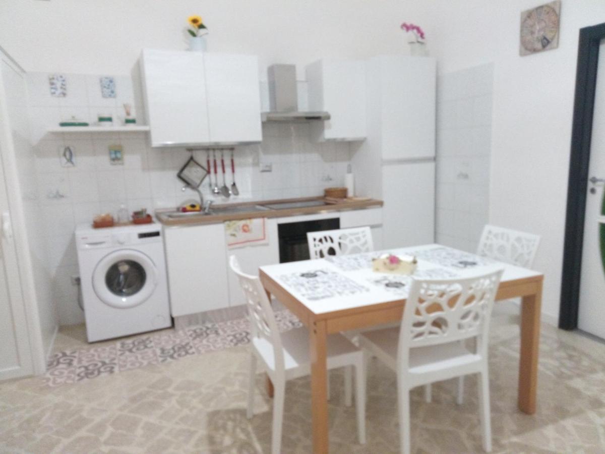 New Rose House Apartment Molfetta Ngoại thất bức ảnh